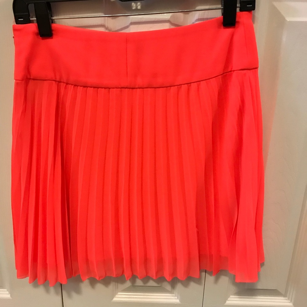 Express Skirt EUC